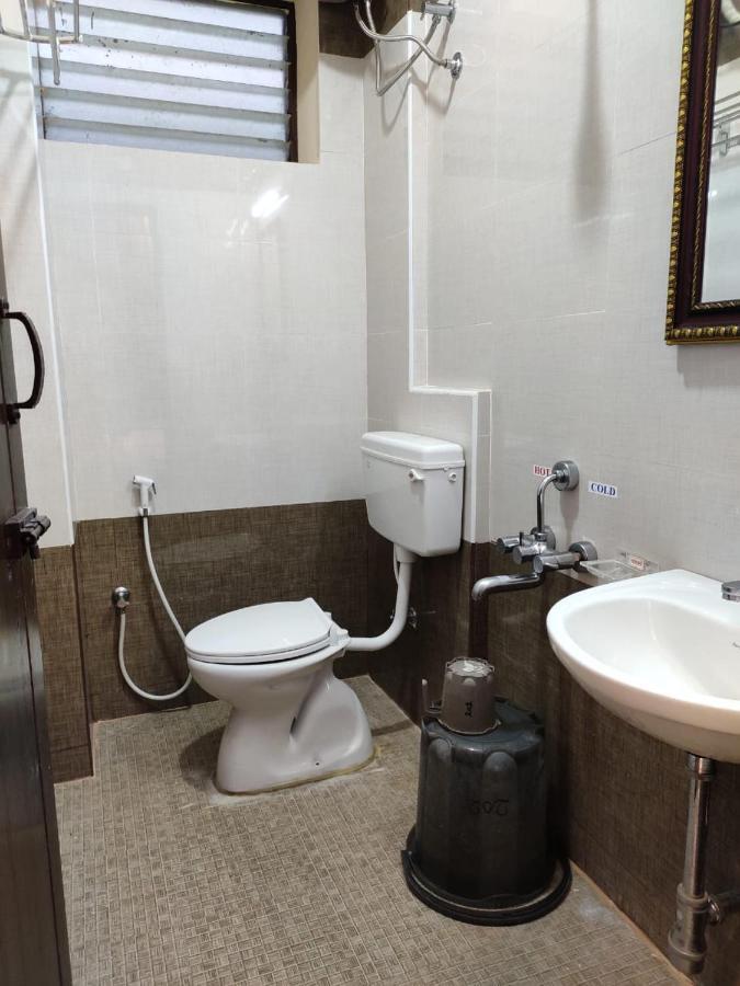 Hotel Sugam Karaikudi 외부 사진